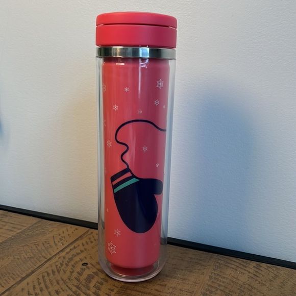 David’s Tea “Mittens” Pink Plastic Mitten Tumbler with Strainer - Picture 2 of 6